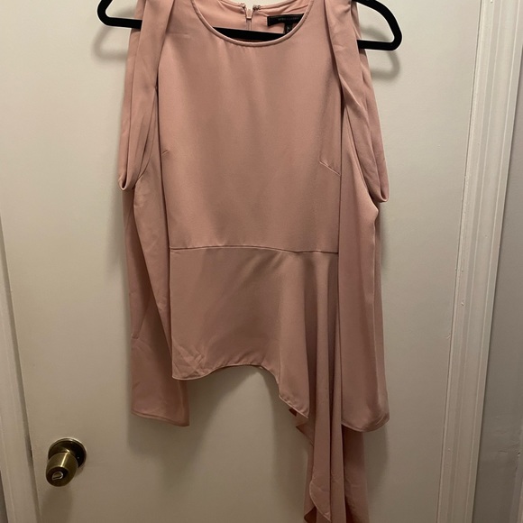 BCBG Pink top Size Small. Like brand new - Picture 2 of 4
